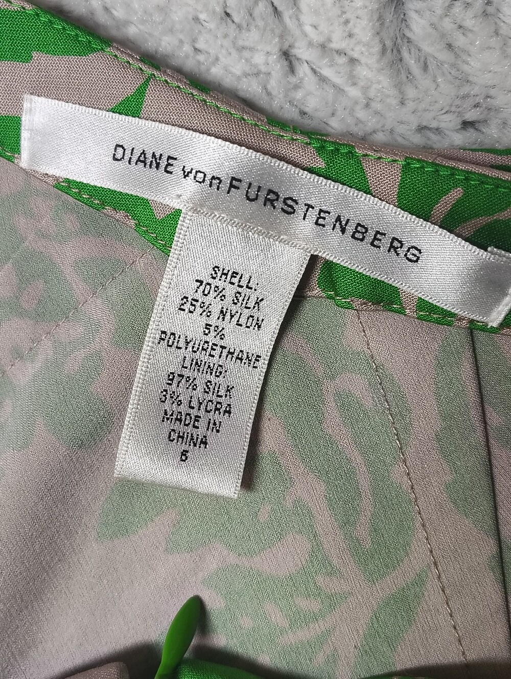Diane von Furstenberg Harleena Silk Blend Skirt Women's 6 Green / Beige Floral - Picture 3 of 10